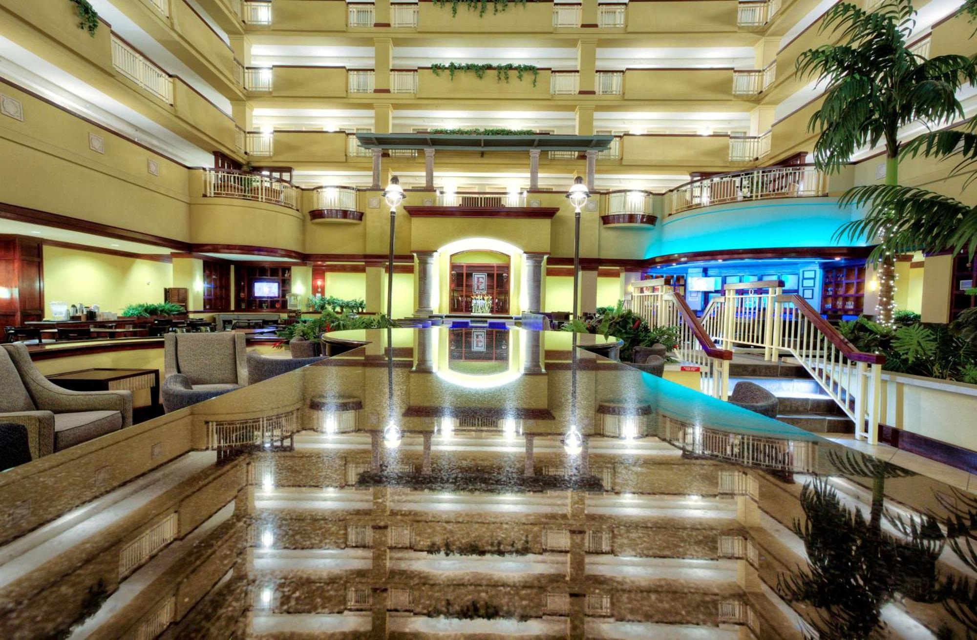 Embassy Suites By Hilton לארדו מראה חיצוני תמונה