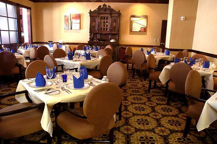 Embassy Suites By Hilton לארדו מראה חיצוני תמונה